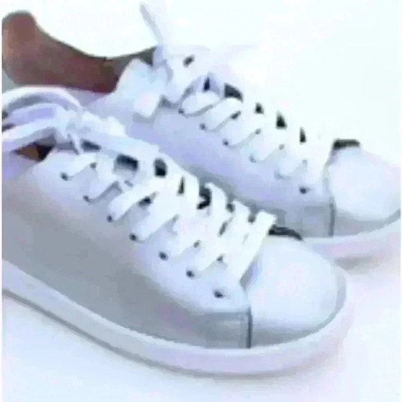 Schutz Ofelia Aluminum Women’s Sneakers Size 6.5 - Picture 2 of 6
